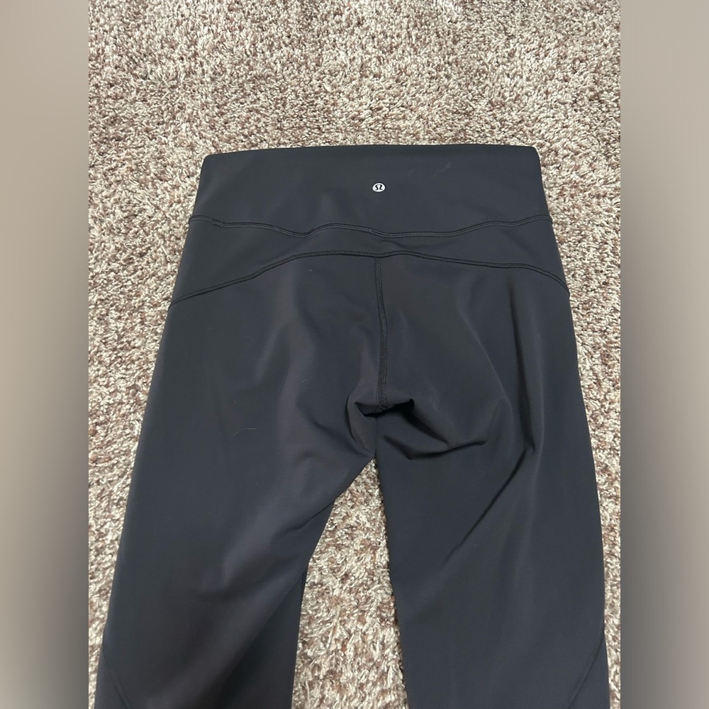 Women’s Lululemon size 10 black workout pants